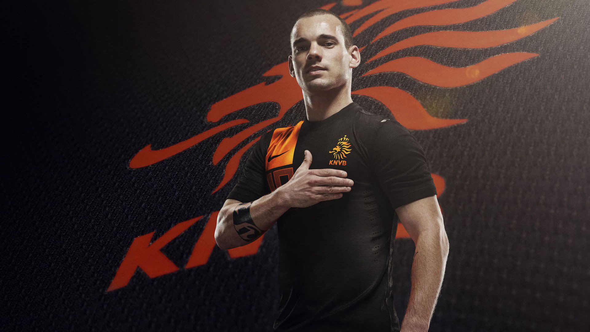 比赛前联合媒体开展公开训练日增强球队透明度与外界互动，比赛前一周怎么训练